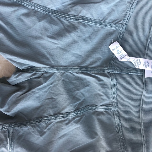 EUC Lululemon Athletica Unlined Mid-Rise Studio Pant II in RARE Earl Grey colour - Picture 8 of 16